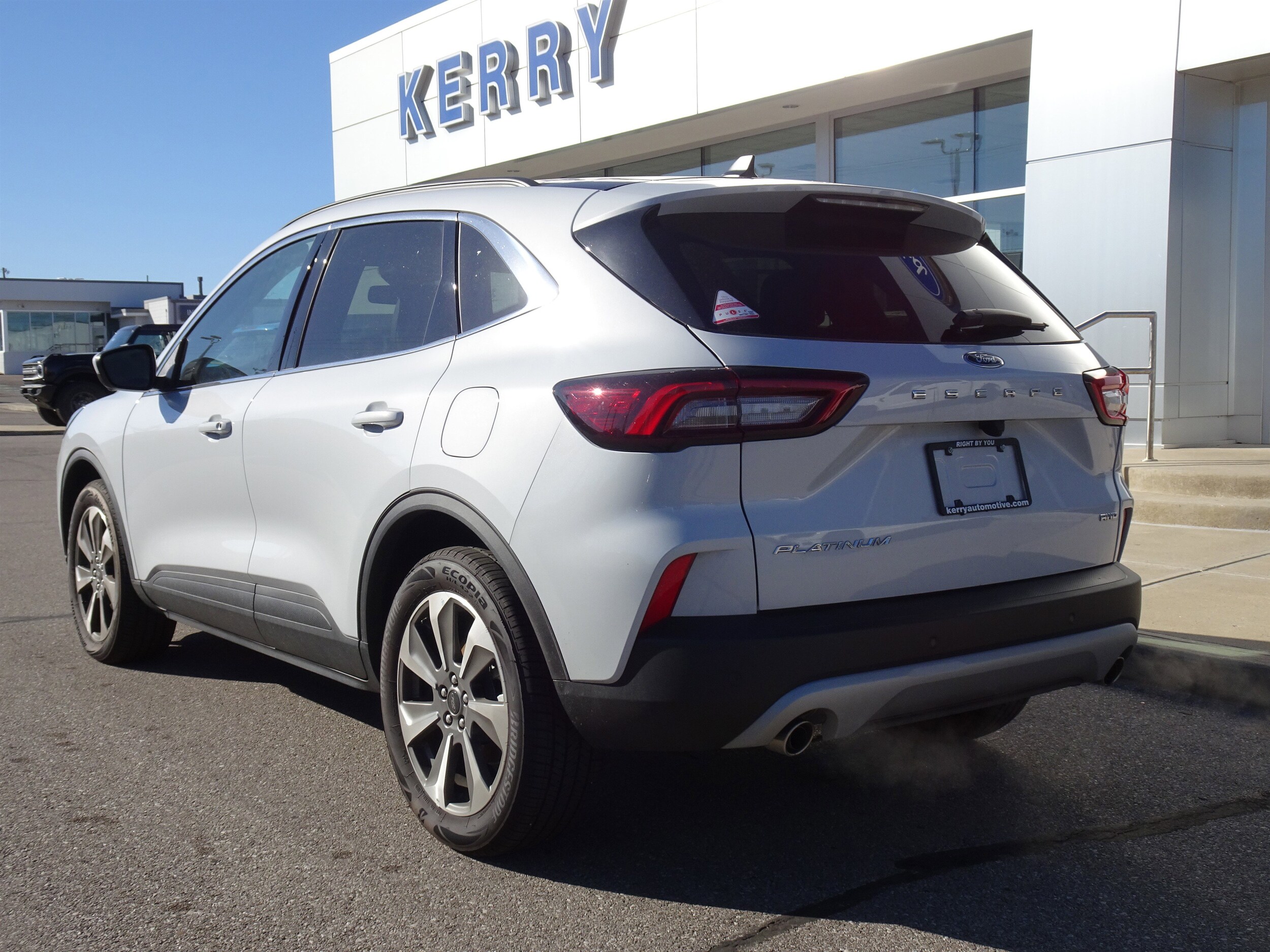 2025 Ford Escape Platinum photo 2