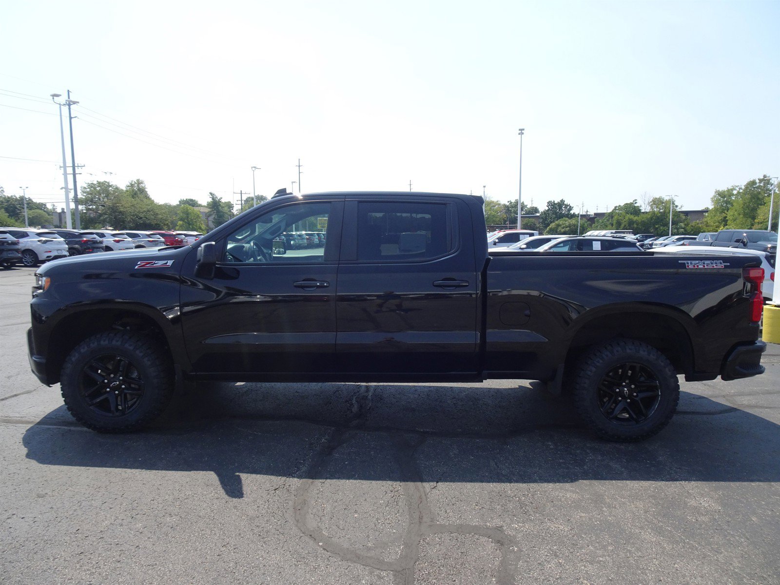 Certified 2022 Chevrolet Silverado 1500 Limited LT Trail Boss with VIN 1GCPYFEDXNZ102706 for sale in Cincinnati, OH