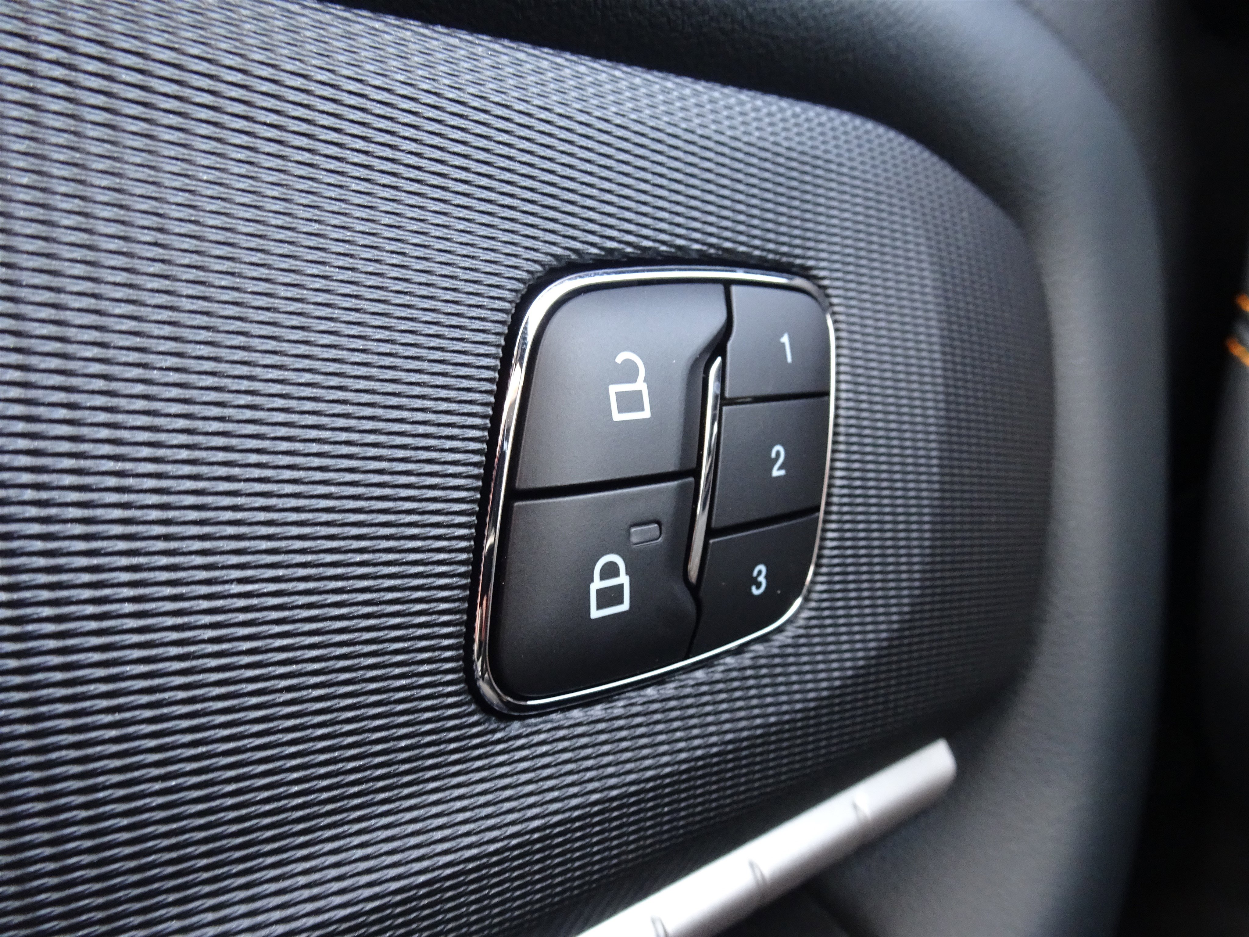 2026 Ford Explorer Tremor - Photo 24
