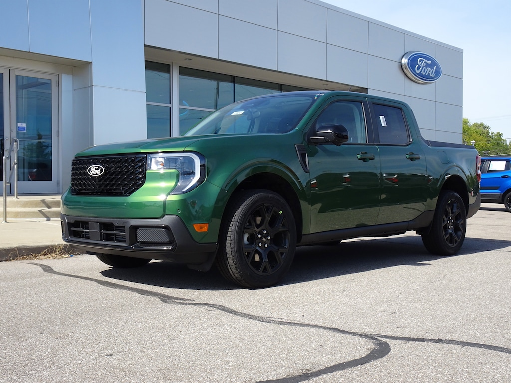 New 2025 Ford Maverick Lariat Truck