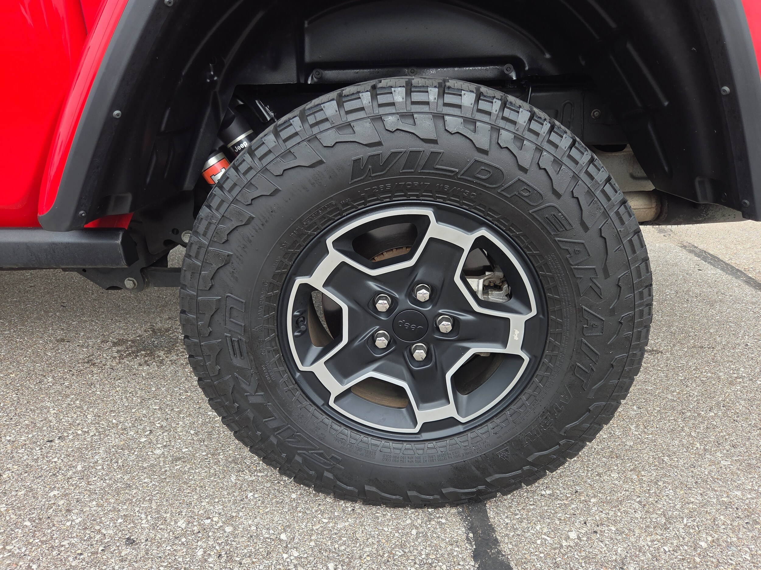 2022 Jeep Gladiator Mojave photo 3