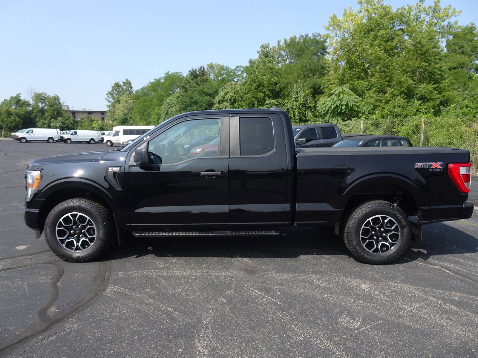 Used 2022 Ford F-150 XL with VIN 1FTEX1EP2NFA44390 for sale in Cincinnati, OH