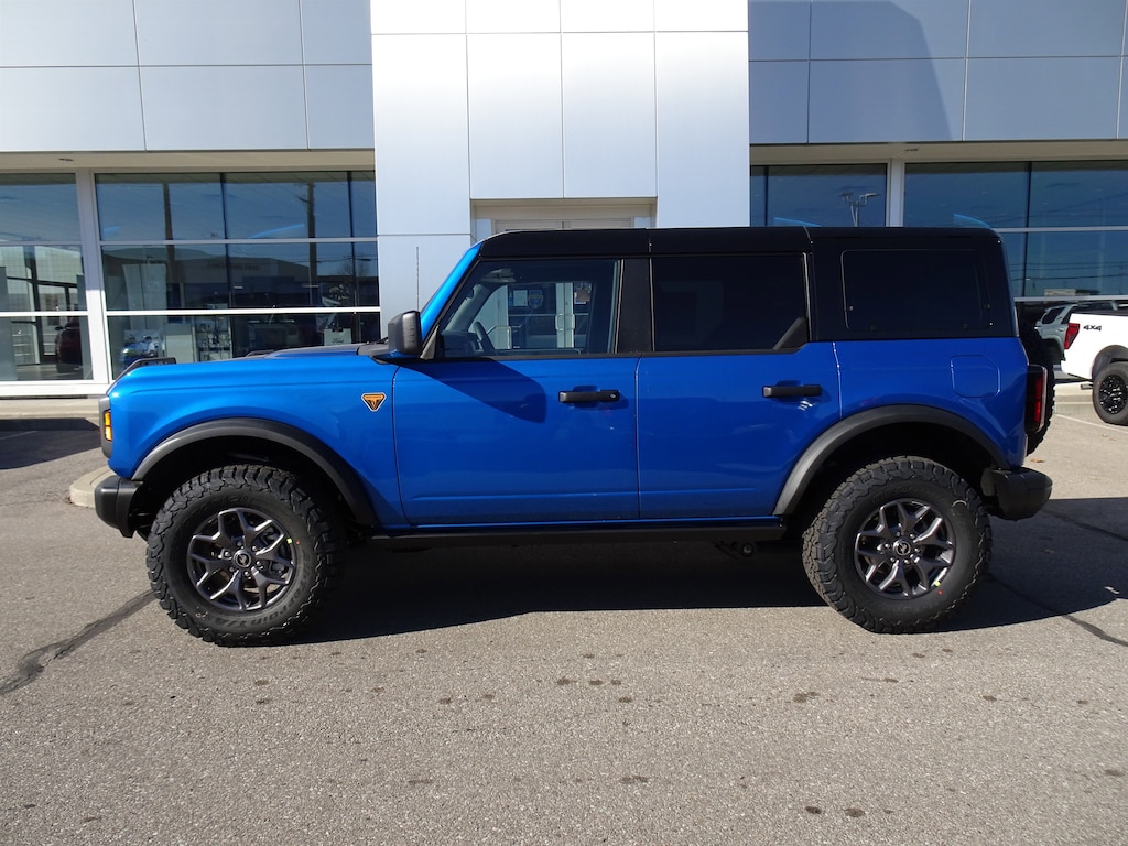 New 2025 Ford Bronco Badlands SUV