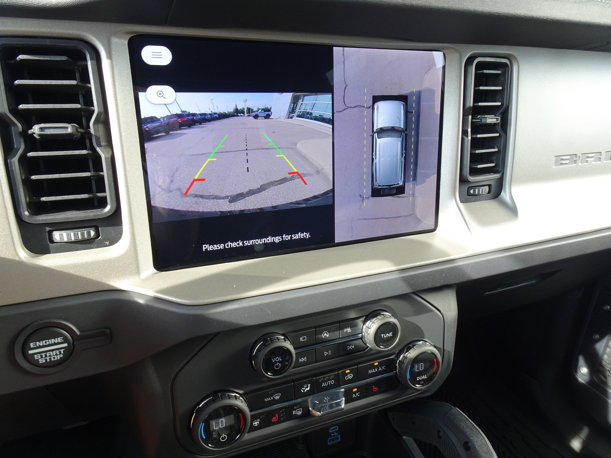 2025 Ford Bronco 4-Door Outer Banks - Photo 17