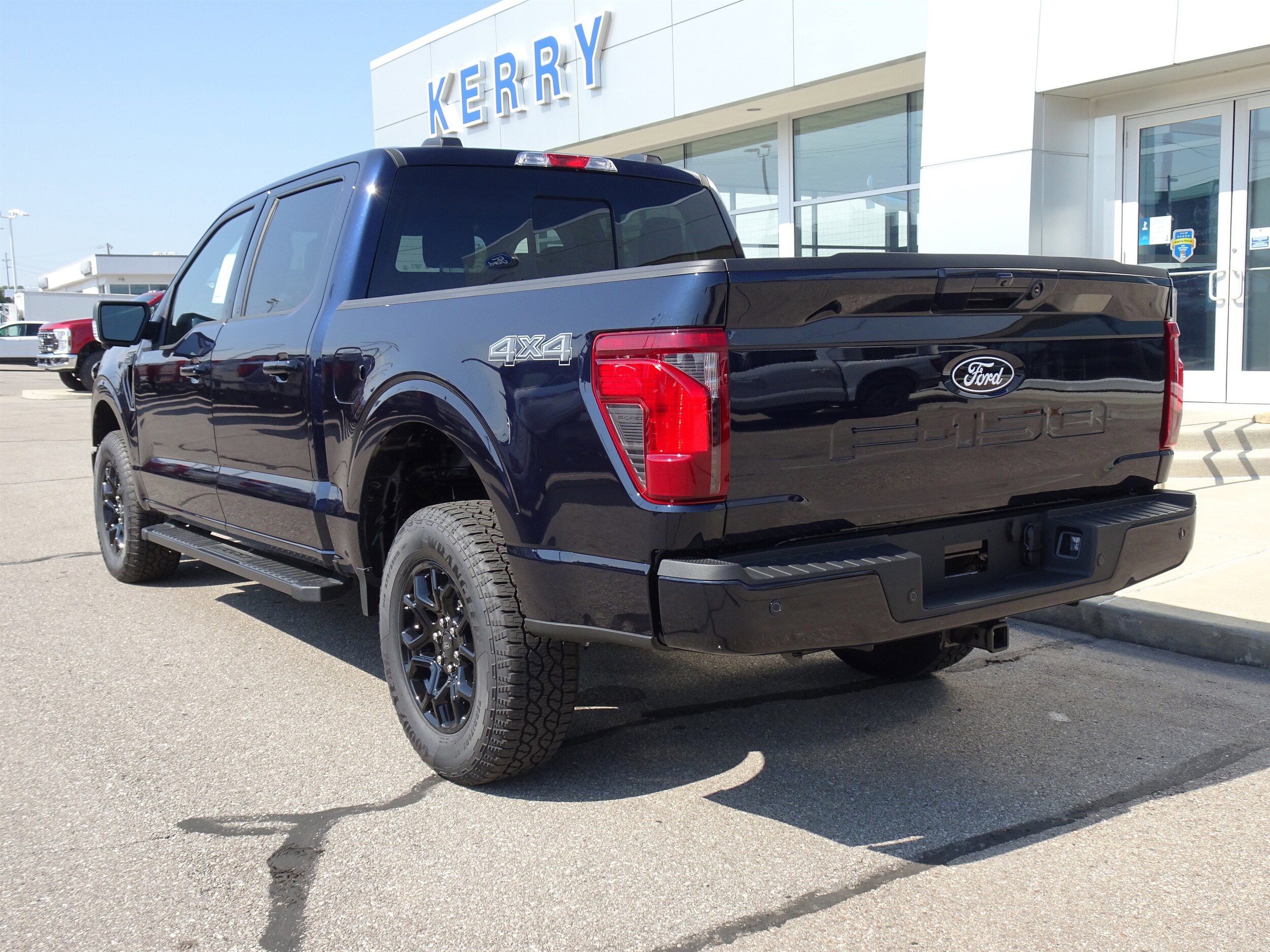 2025 Ford F-150 XLT photo 2