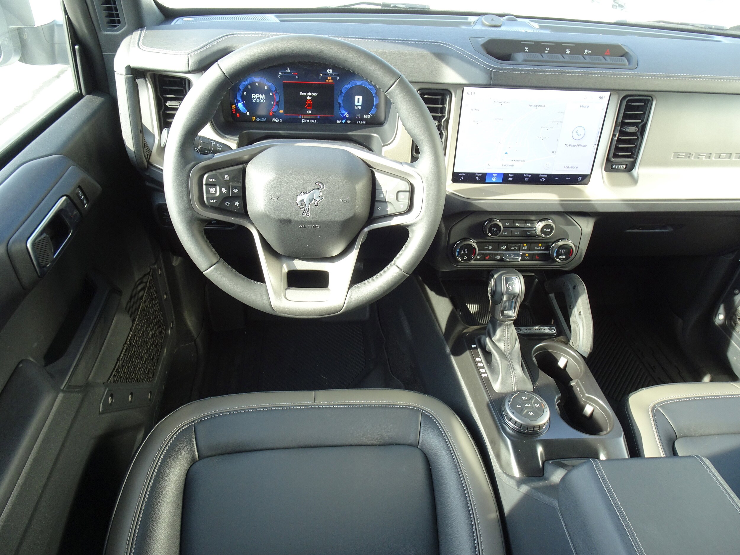 2025 Ford Bronco 4-Door Outer Banks - Photo 13