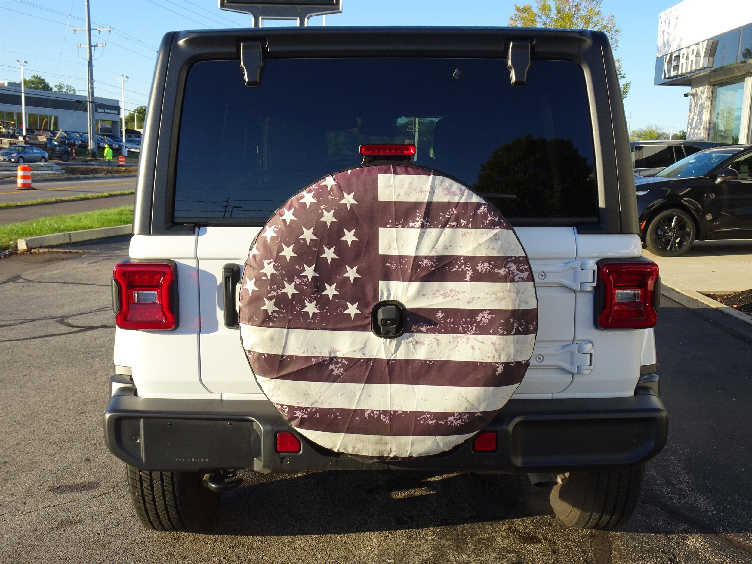 2024 Jeep Wrangler Sahara photo 4
