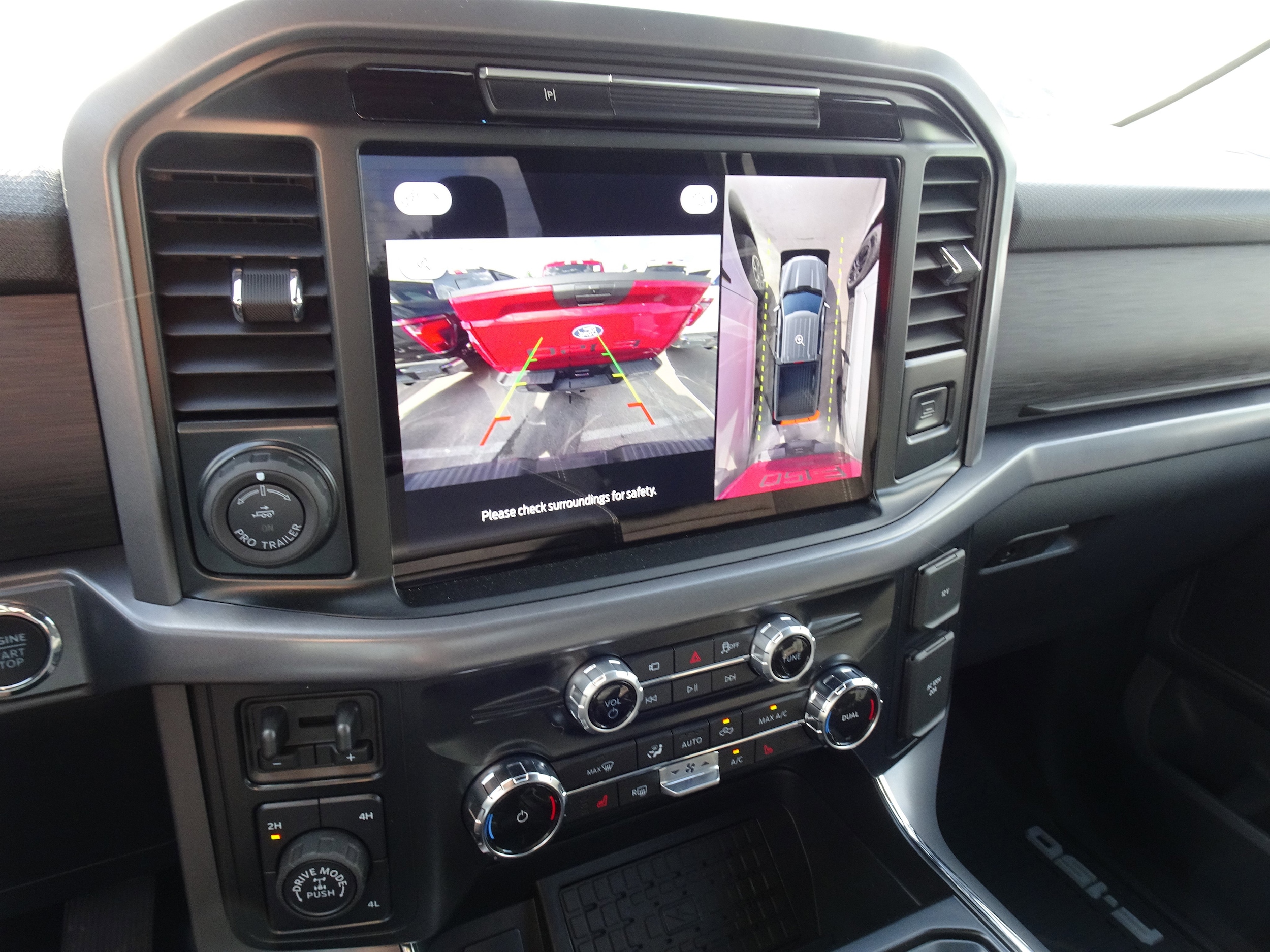 2025 Ford F-150 XLT - Photo 19