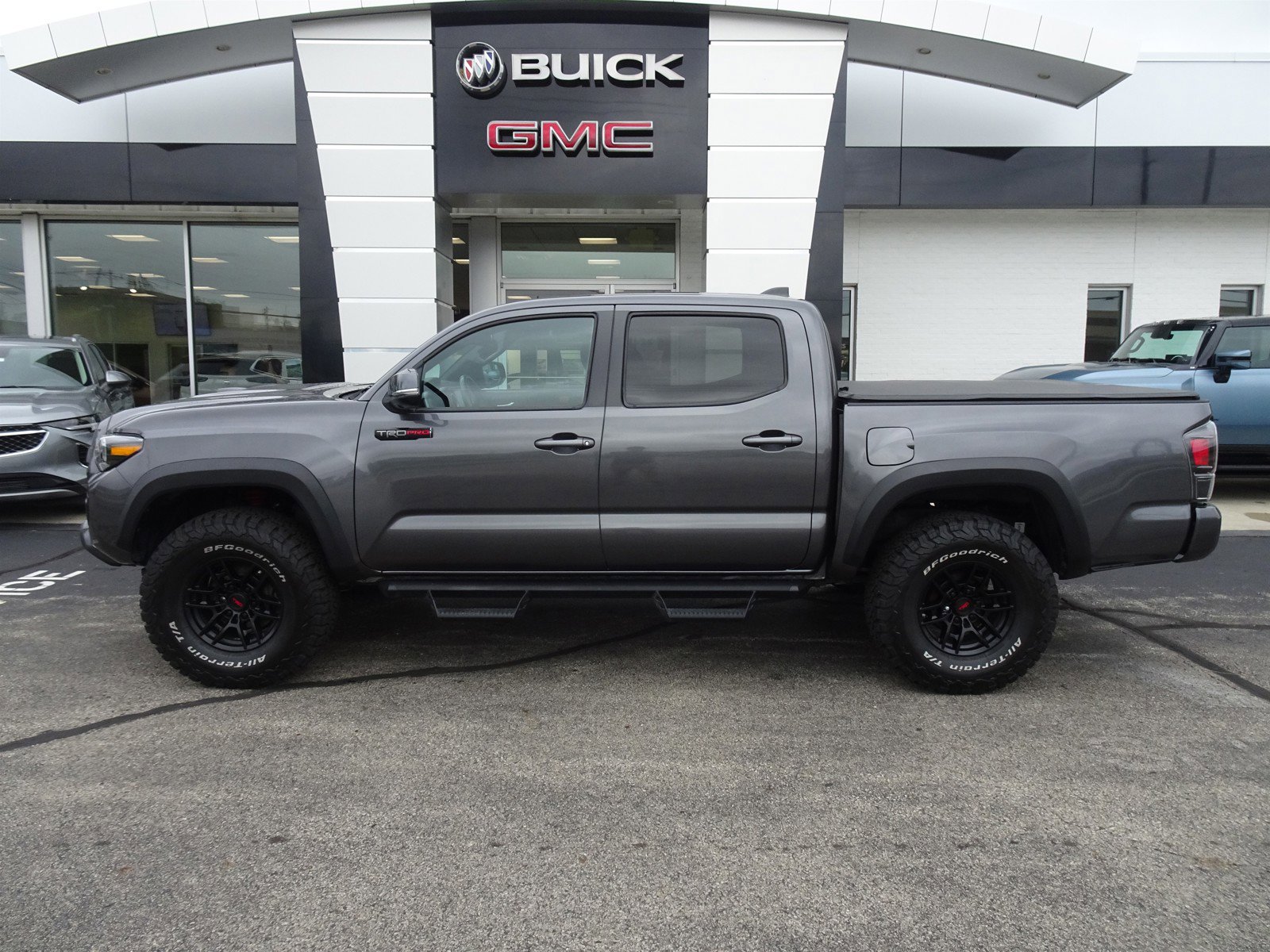 Used 2020 Toyota Tacoma TRD Pro with VIN 5TFCZ5AN5LX240795 for sale in Cincinnati, OH