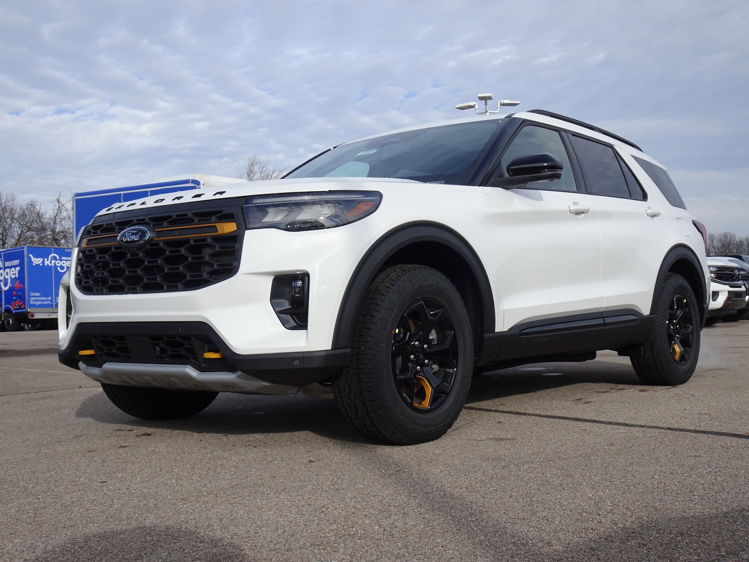 2026 Ford Explorer Tremor - Photo 28
