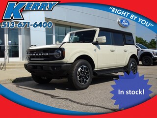 2025 Ford Bronco Outer Banks SUV