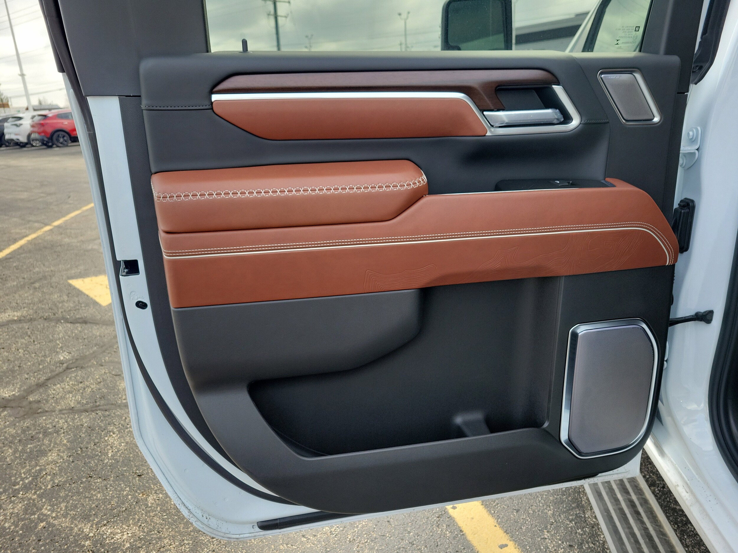 2026 GMC Sierra 2500HD Denali Ultimate - Photo 14