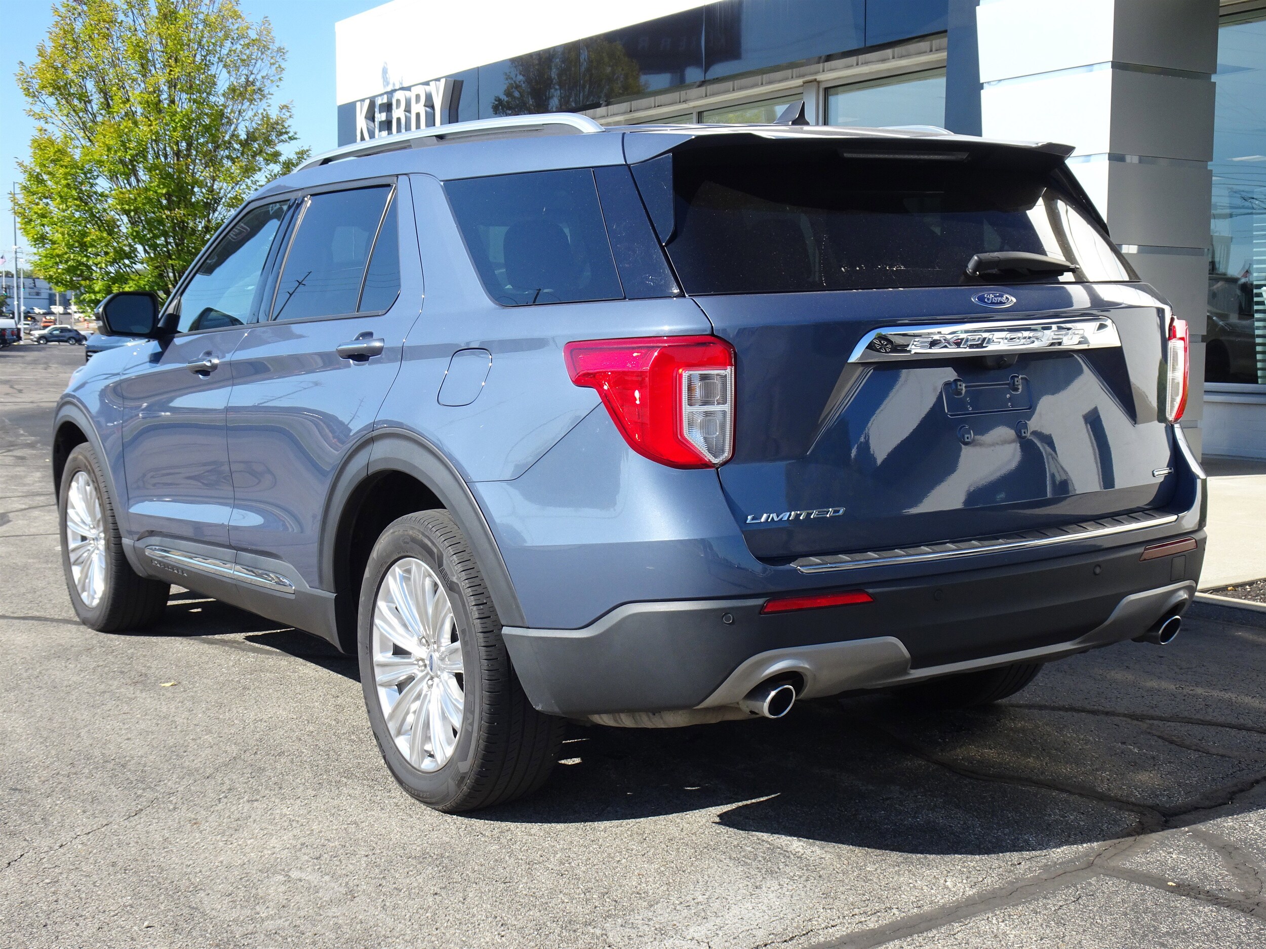 2021 Ford Explorer Limited photo 3