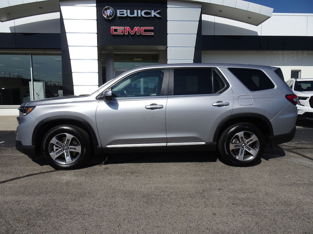 Used 2025 Honda Pilot EX-L SUV