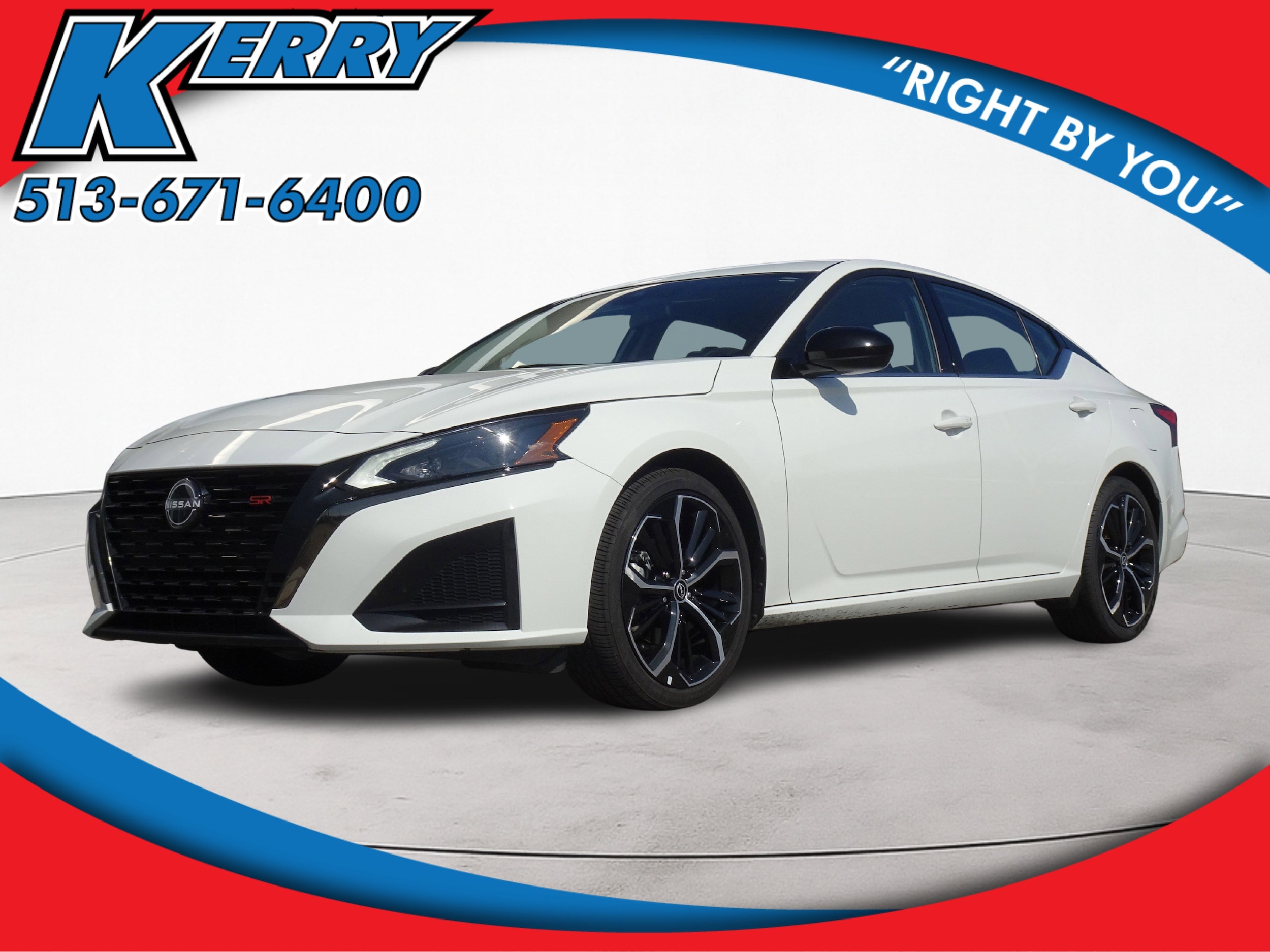 2023 Nissan Altima SR's photo