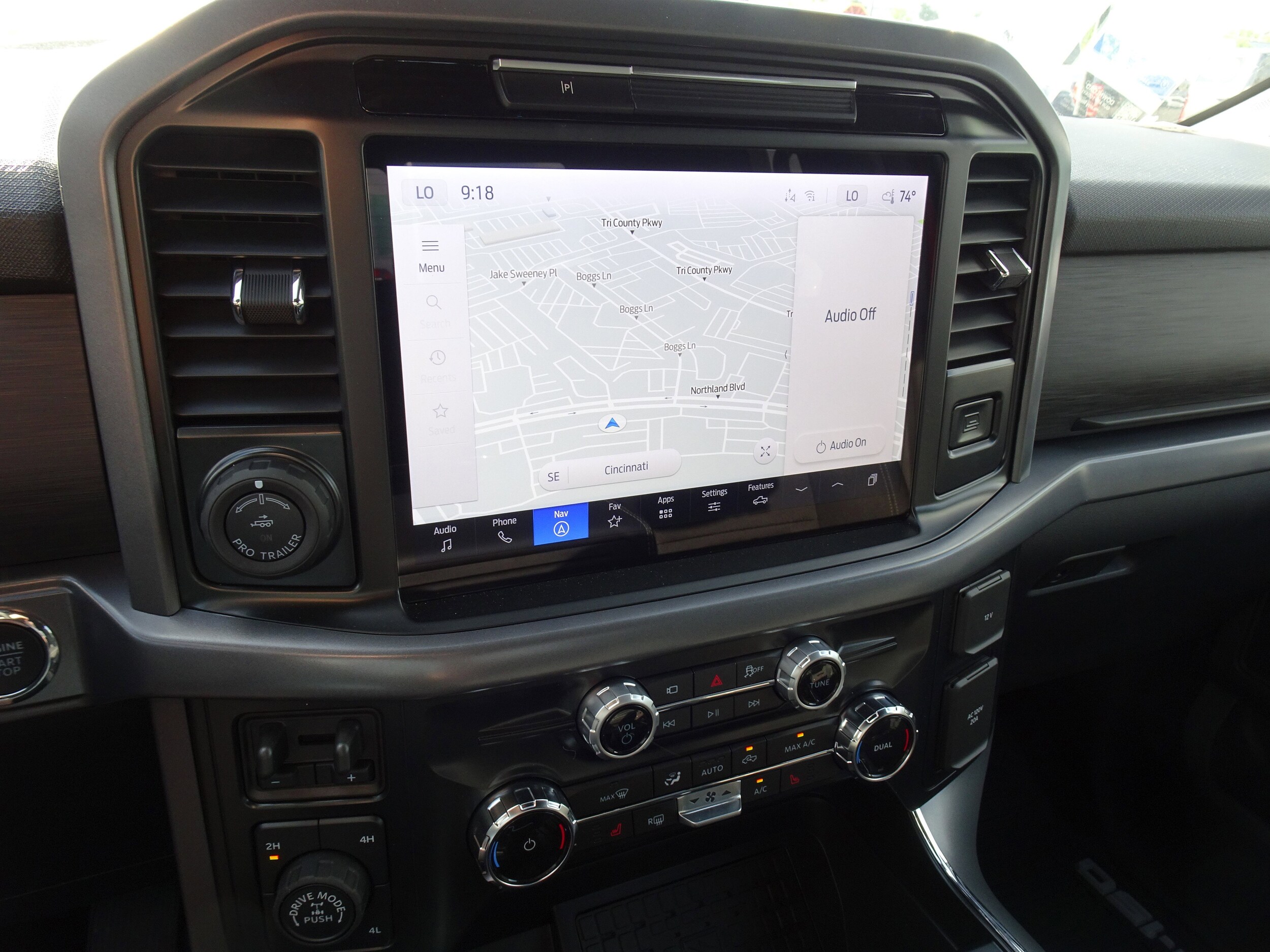 2025 Ford F-150 XLT - Photo 20