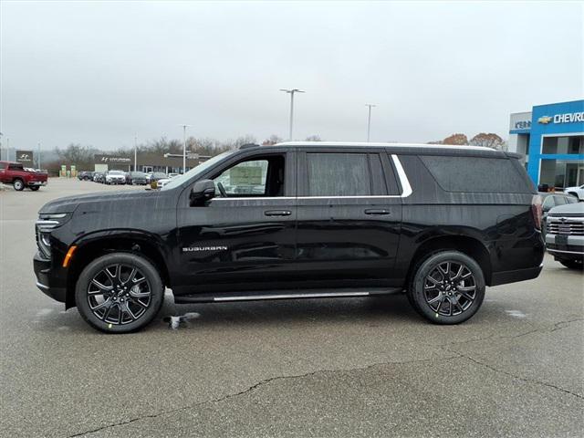 2026 Chevrolet Suburban LT photo 3