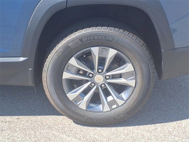2026 Chevrolet Equinox LT - Photo 6