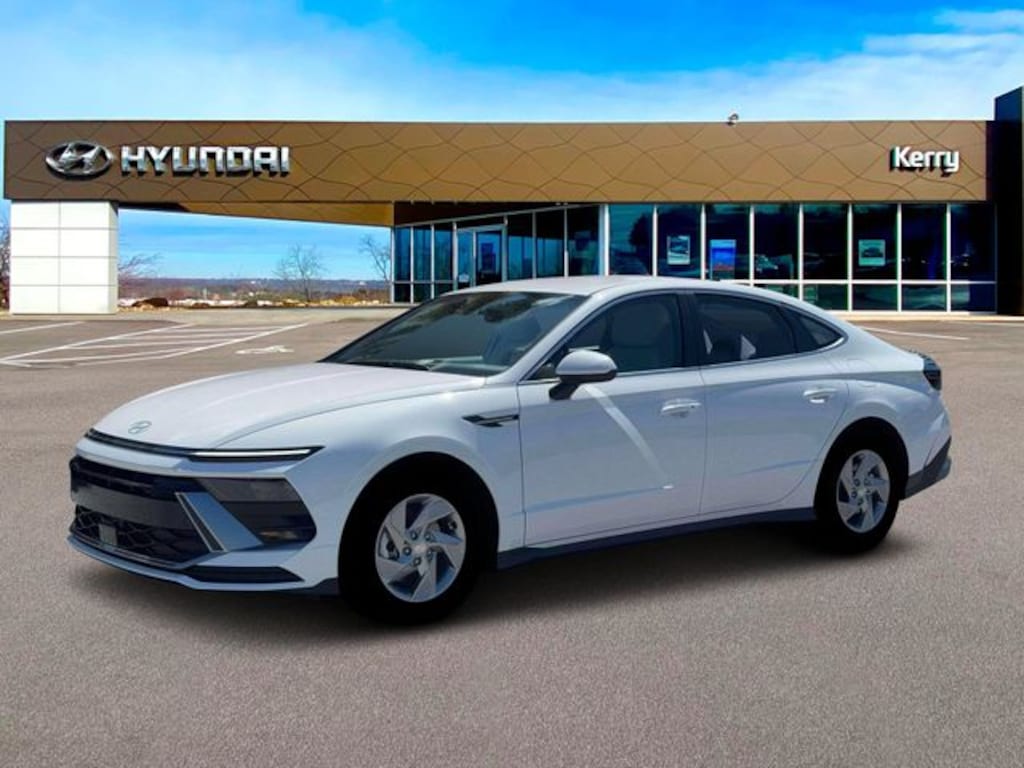 New 2026 Hyundai Sonata SE Sedan