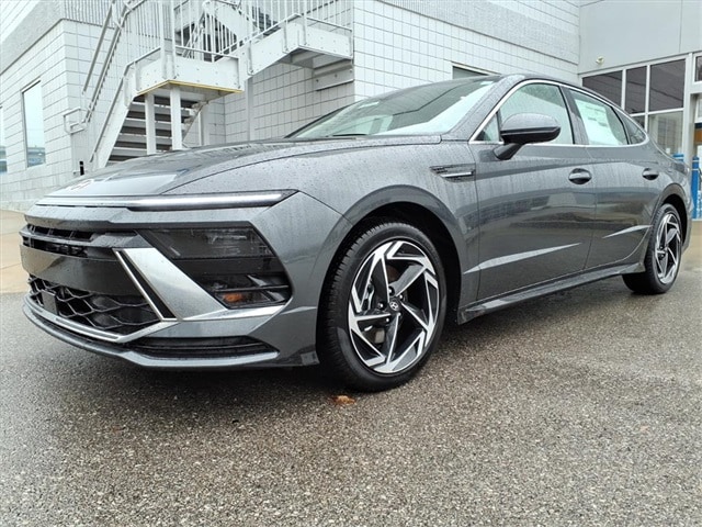 2026 Hyundai Sonata SEL's photo