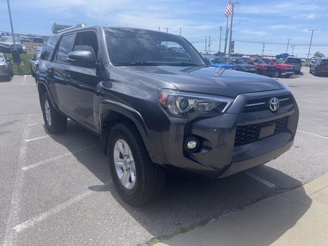 2023 Toyota 4Runner SR5 Premium 4WD V6's photo