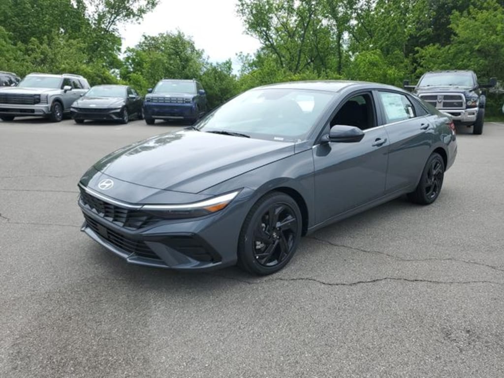 New 2026 Hyundai Elantra SEL Sport Premium Sedan