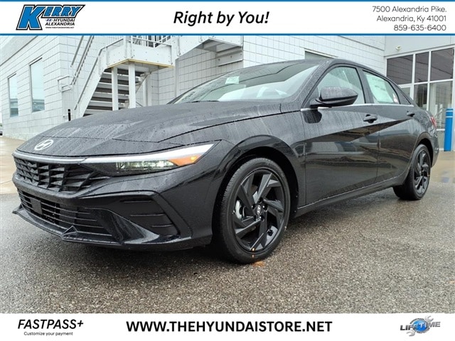 2026 Hyundai Elantra SEL's photo