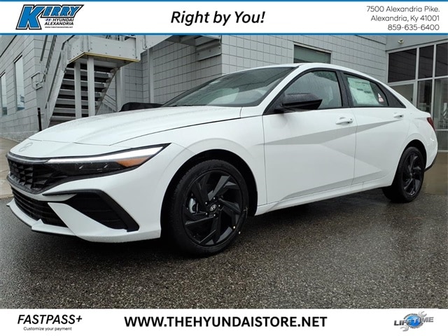 2026 Hyundai Elantra SEL's photo