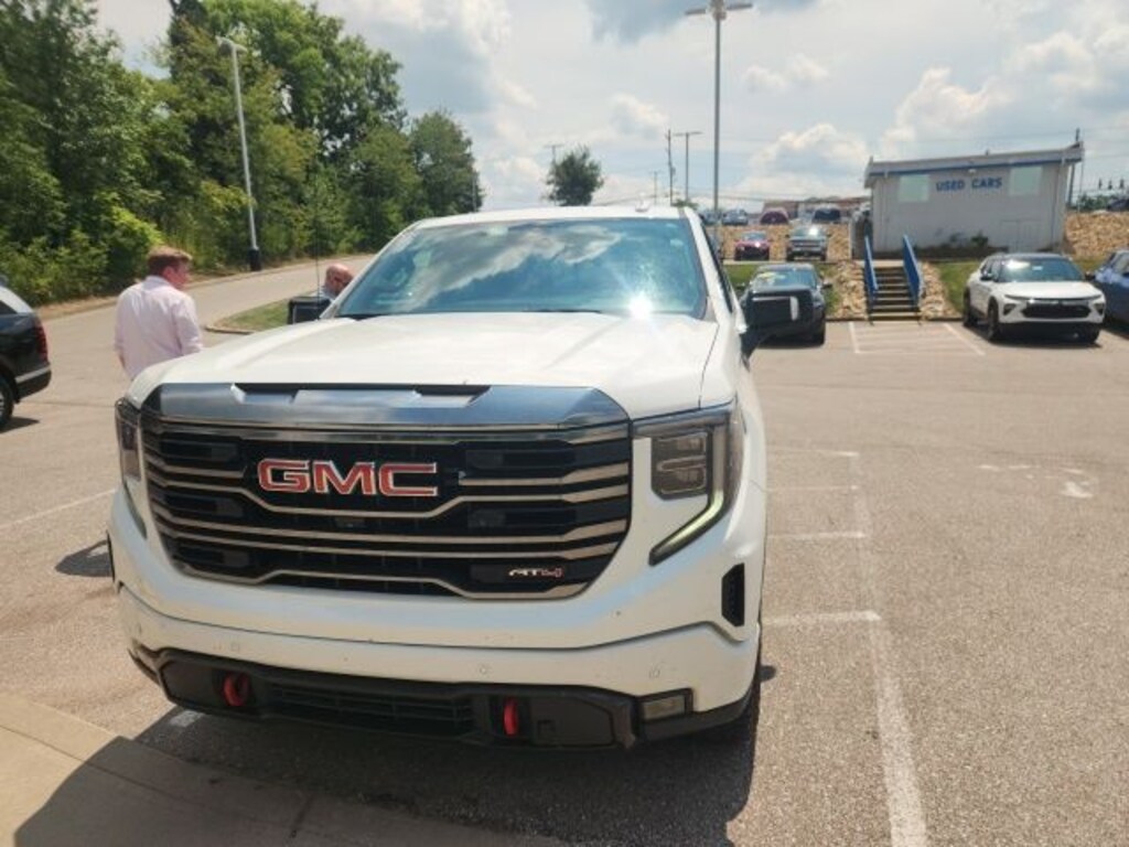 Used 2023 GMC Sierra 1500 AT4 Truck
