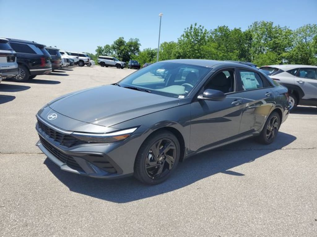 New 2026 Hyundai Elantra SEL Sport Sedan