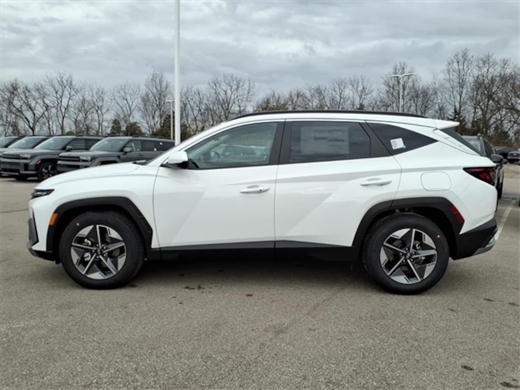 New 2026 Hyundai Tucson SEL FWD SUV