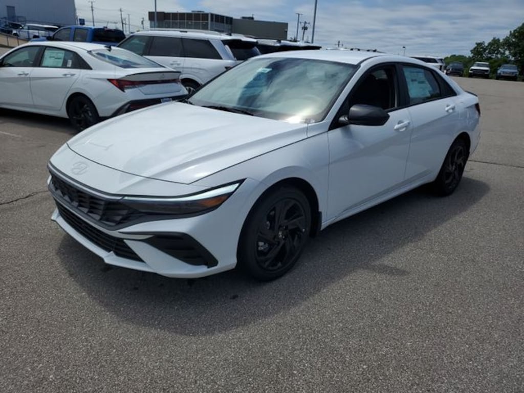 New 2026 Hyundai Elantra SEL Sport Sedan