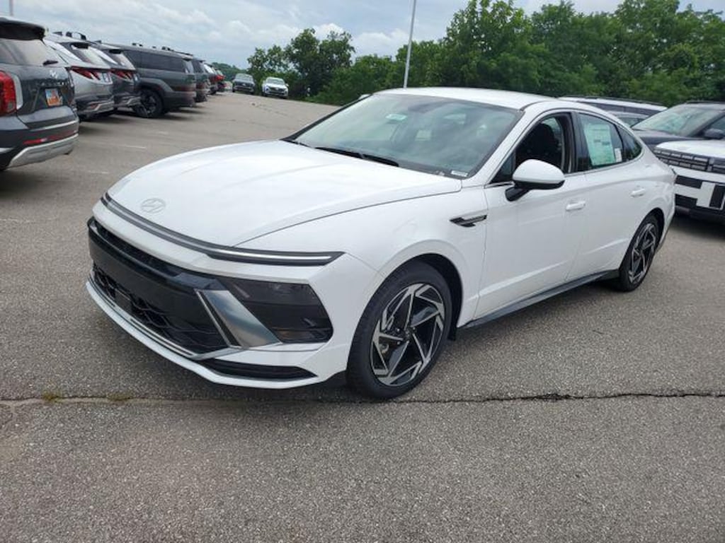 New 2026 Hyundai Sonata SEL Sport Sedan