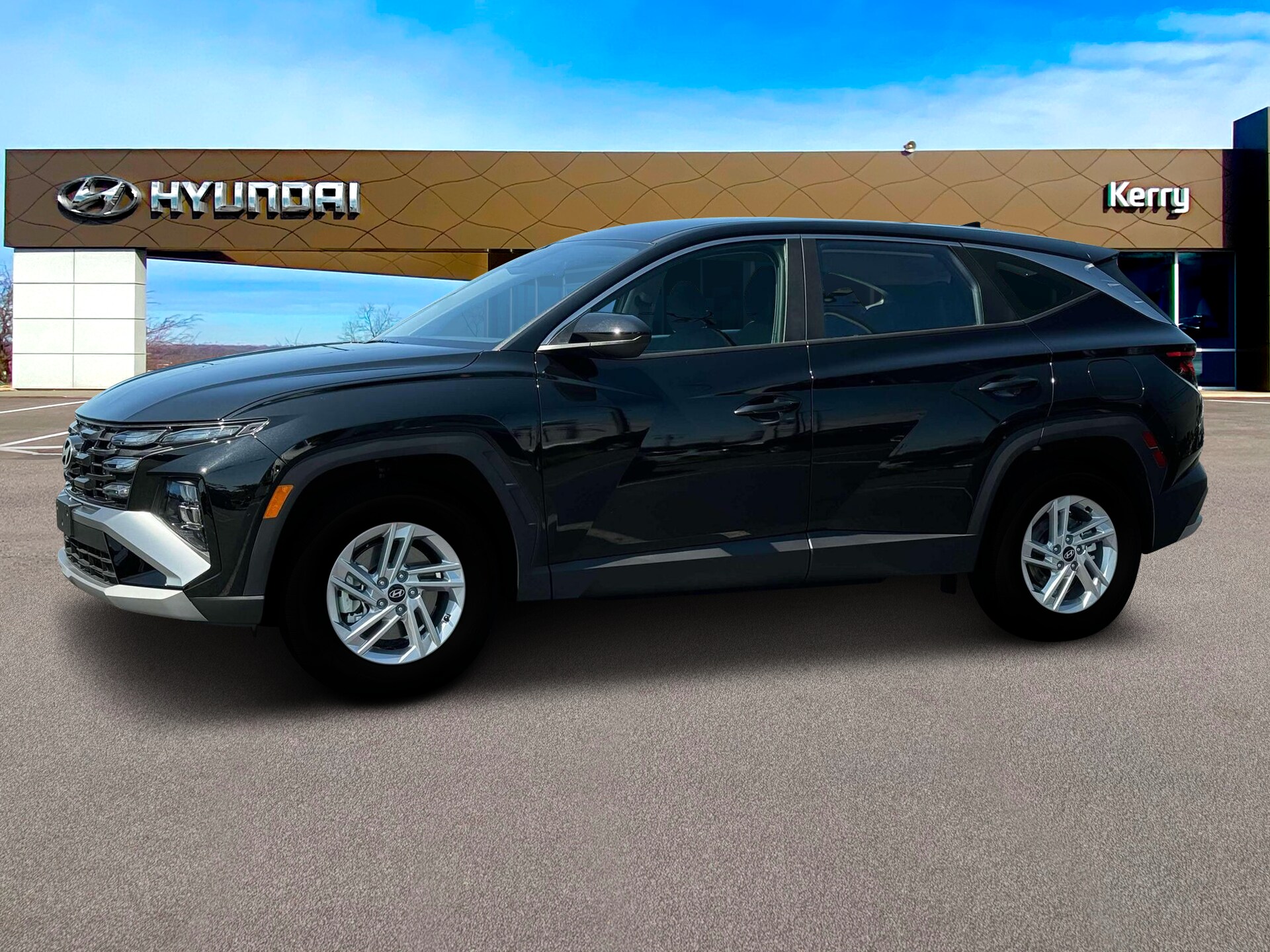 2025 Hyundai Tucson SE photo 2