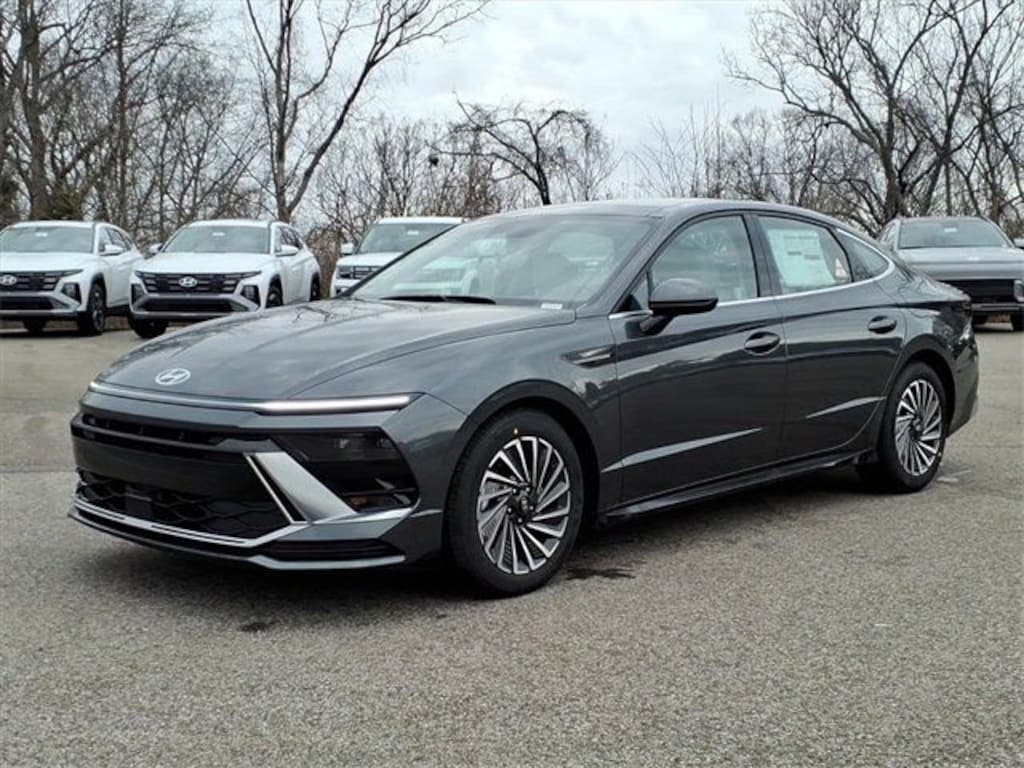 New 2026 Hyundai Sonata Hybrid SEL Sedan