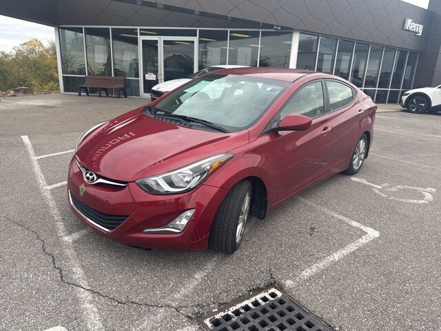 2016 Hyundai Elantra SE photo 2