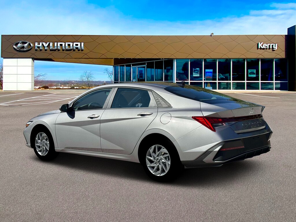 New 2026 Hyundai Elantra Hybrid Blue Sedan