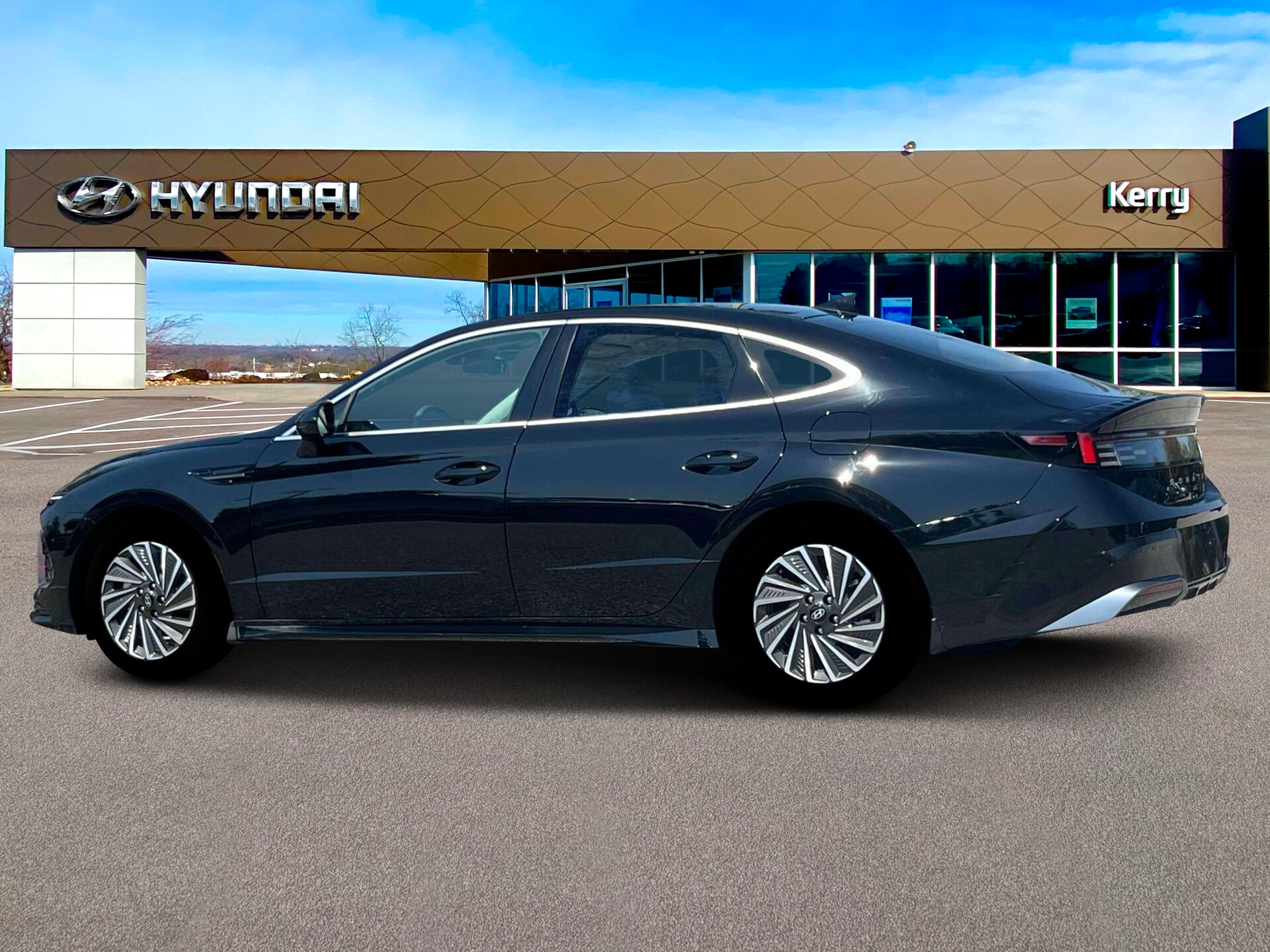 2026 Hyundai Sonata Hybrid SEL photo 3