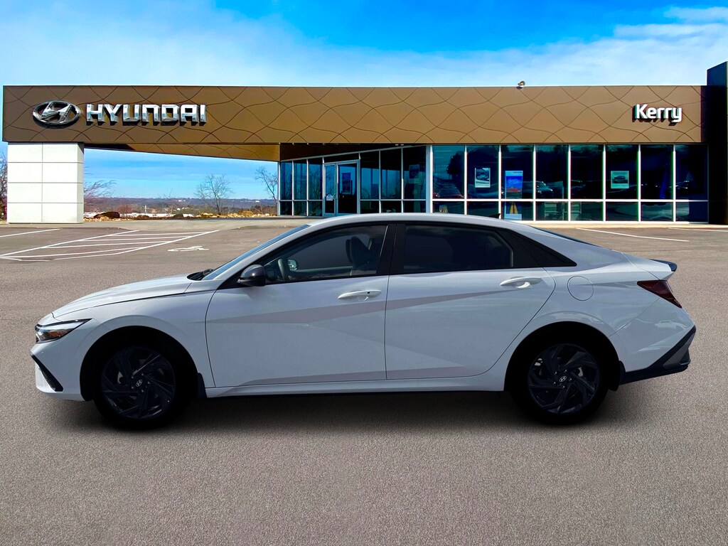 New 2026 Hyundai Elantra SEL Sport Sedan
