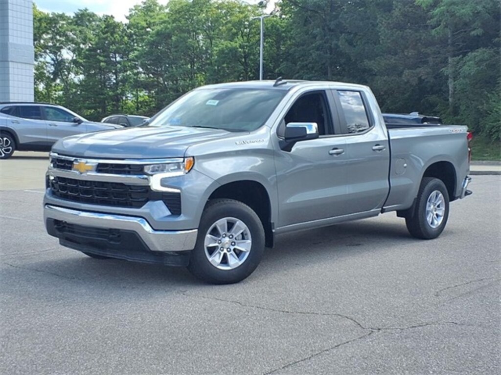 New 2026 Chevrolet Silverado 1500 4WD Double Cab Standard Bed LT Truck