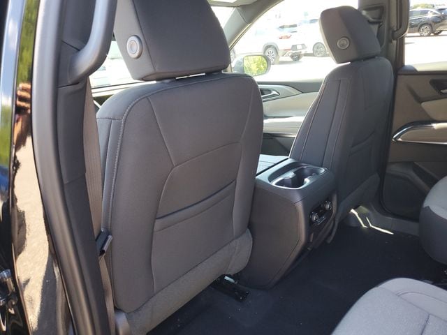 2027 Chevrolet Traverse LT - Photo 13