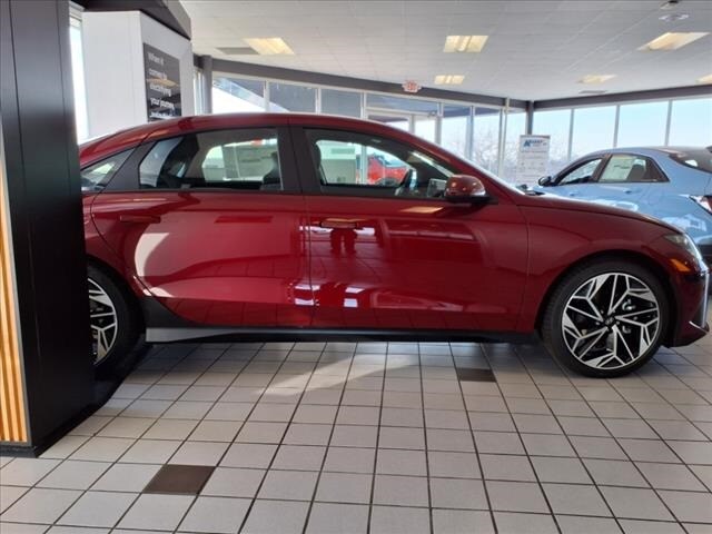 2024 Hyundai Ioniq 6 SEL photo 3