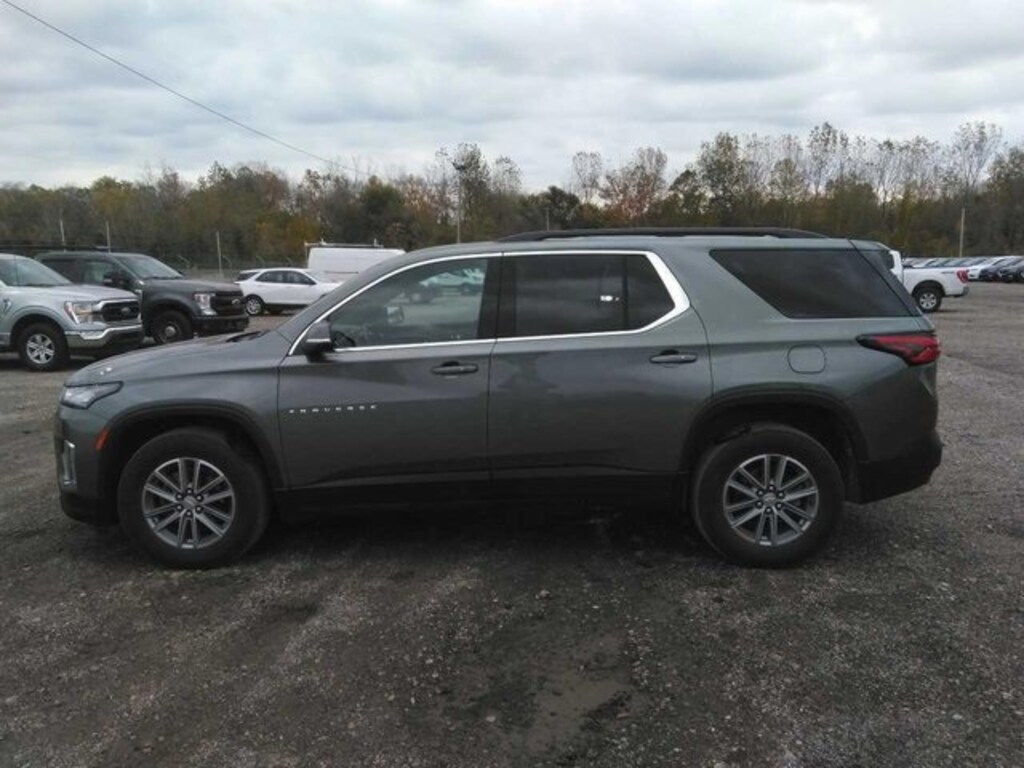 Used 2023 Chevrolet Traverse LT Leather SUV
