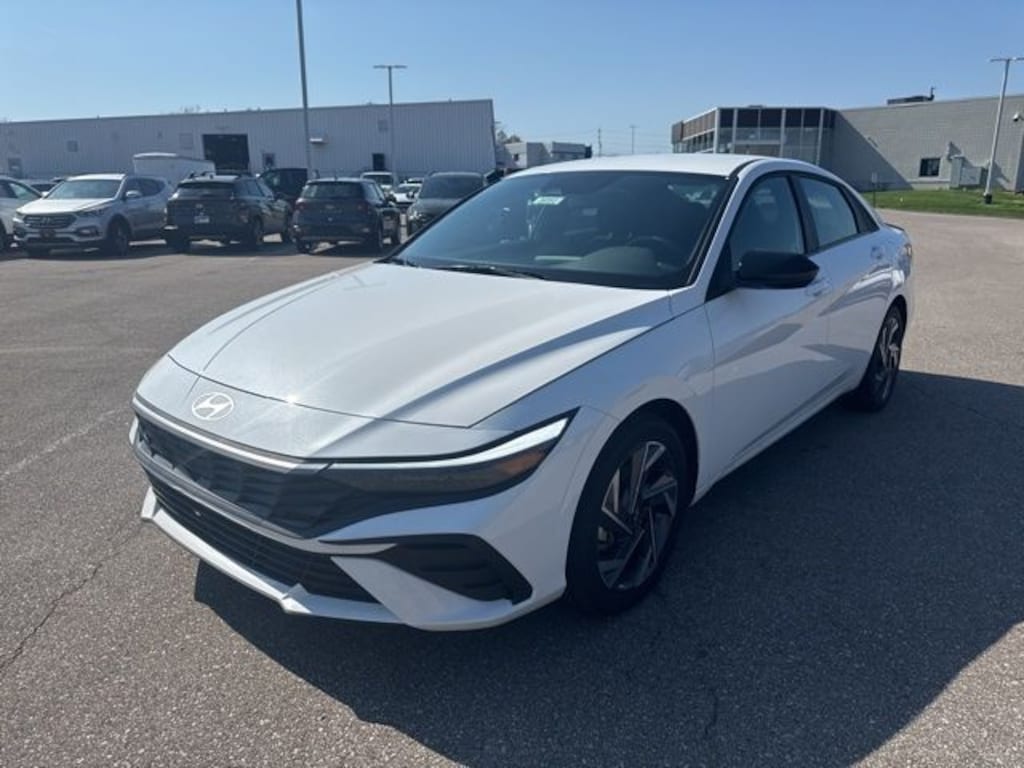 Used 2025 Hyundai Elantra Hybrid SEL Sport Sedan