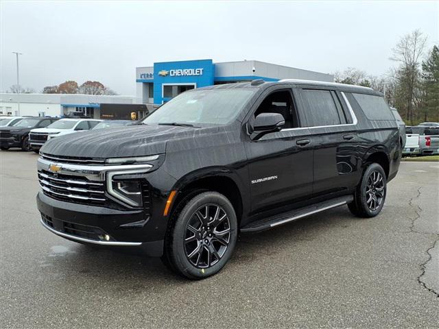 2026 Chevrolet Suburban LT photo 2