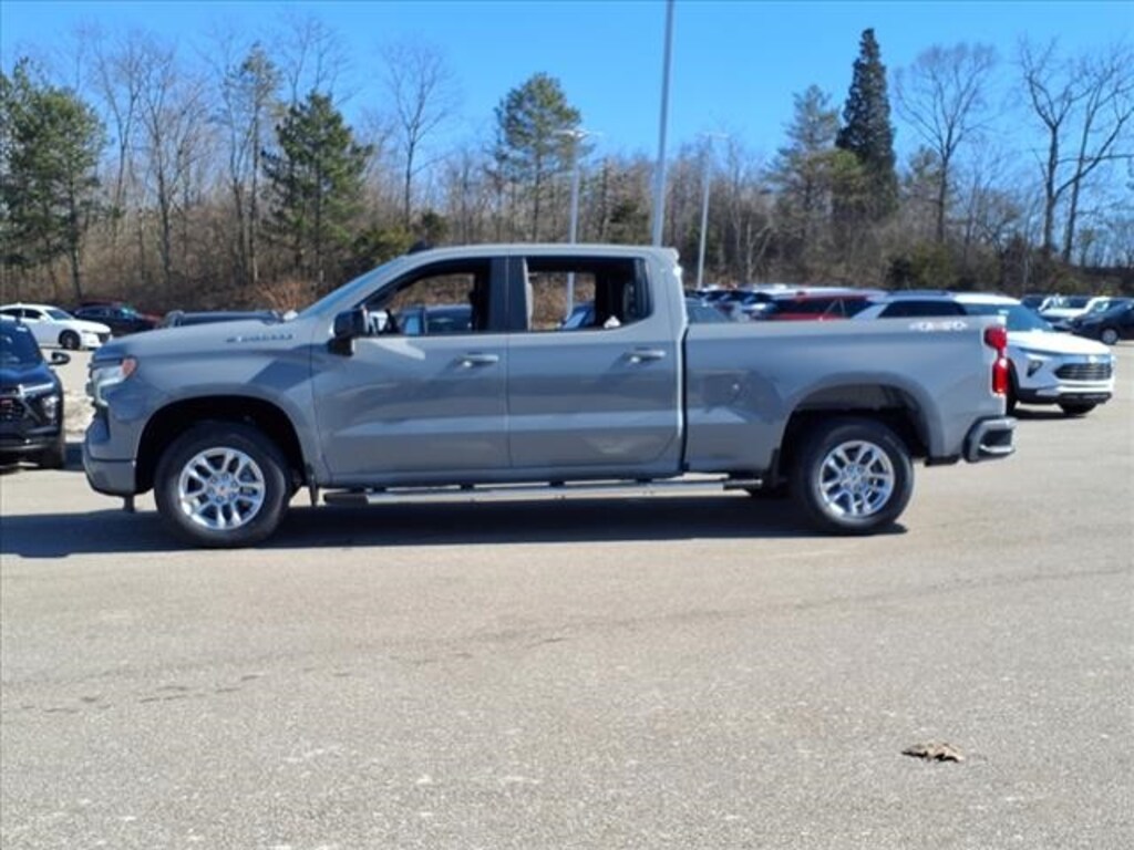 New 2025 Chevrolet Silverado 1500 4WD Crew Cab Standard Bed LT Truck