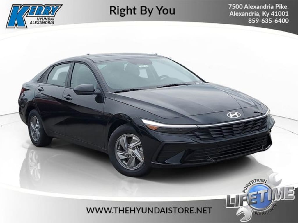 New 2026 Hyundai Elantra SE Sedan