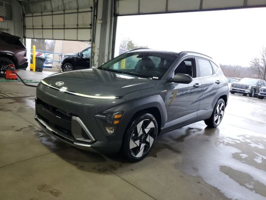 New 2026 Hyundai Kona Limited FWD SUV