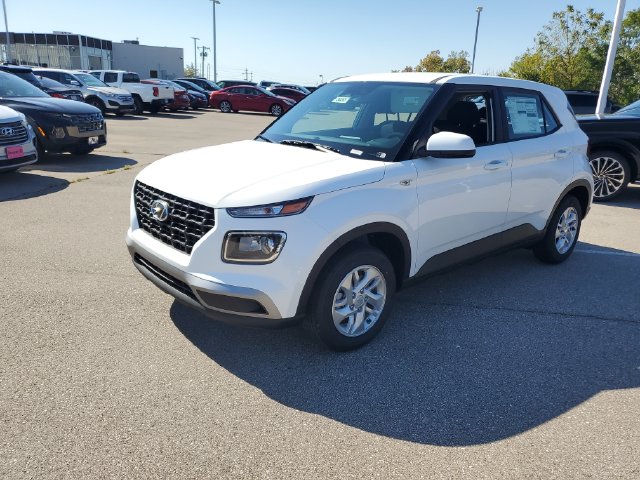 New 2026 Hyundai Venue SE SUV