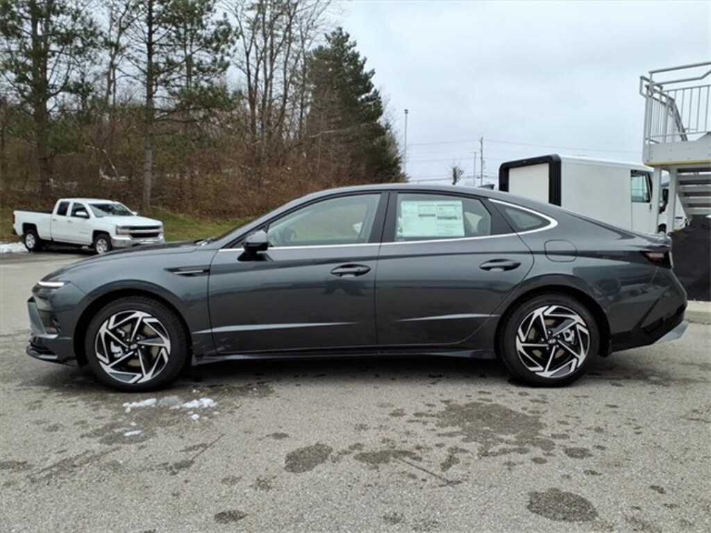 New 2026 Hyundai Sonata SEL Sport Sedan